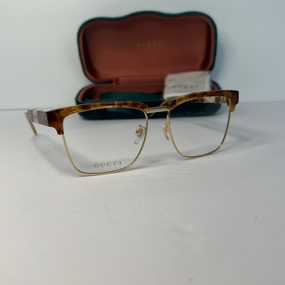 Authentic New GUCCI Men's Opticals
GG0605O-30008100-010 - Picture 4 of 14
